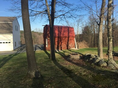 435 Partridge St, Gardner, MA 01440 - photo 3