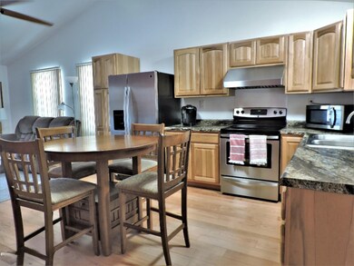 8968 N Ferris Ave, Bitely, MI 49309 - photo 5