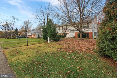 221 Grannery Ln, North Wales, PA 19454 - photo 3