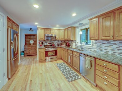 17 Douglas Hill Way, Douglas, MA 01516 - photo 4
