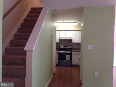 533 Mcmanus Way, Towson, MD 21286 - photo 4