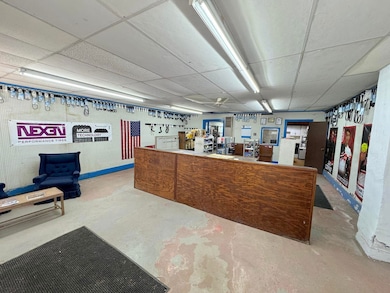 210 S Broadway, Geary, OK 73040 - photo 5