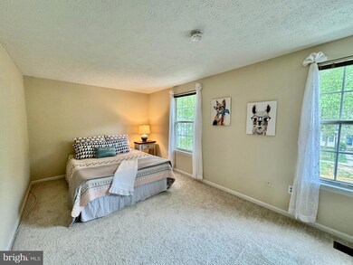 2557 Log Mill Ct, Crofton, MD 21114 - photo 5