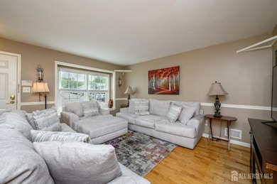 431 Gambocz Ct, Monmouth Junction, NJ 08852 - photo 4