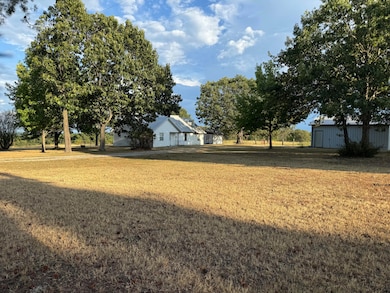 23211 Farm Road 2050, Aurora, MO 65605 - photo 2