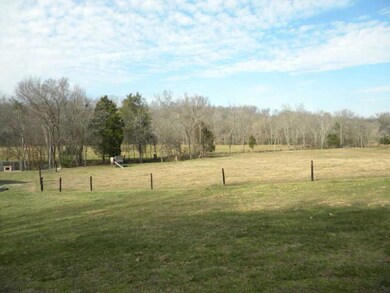 3599 Phillips Chapel Rd, Waynesboro, TN 38485 - photo 3