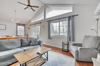 6033 Boardwalk Dr, Tobyhanna, PA 18466 - photo 4