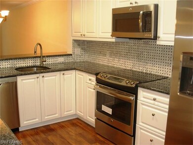 Completely remodeled kitchen with high end everyth
