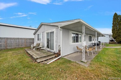 9287 N River Rd unit 1, Clay Township, MI 48001 - photo 4