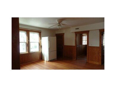 14 Brown St unit 2, Warren, RI 02885 - photo 4