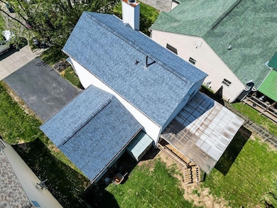 358 Chatterly Ln, Columbus, OH 43207 - photo 2