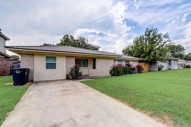 1315 Southern Blvd, Cleburne, TX 76033 - photo 3