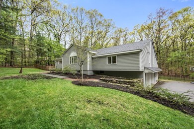 850 Old Road to 9 Acre Corner, Concord, MA 01742 - photo 2