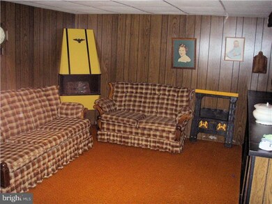 126 Rosewood Ave, Feasterville Trevose, PA 19053 - photo 2