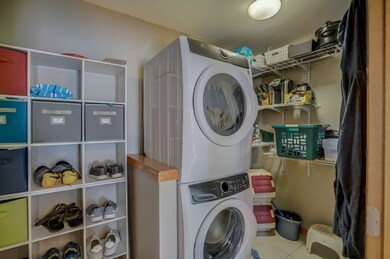 1117 Lincoln Rd, Oregon, WI 53575 - photo 6