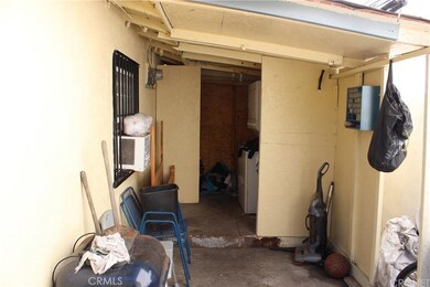 1241 S Flower St, Inglewood, CA 90301 - photo 4