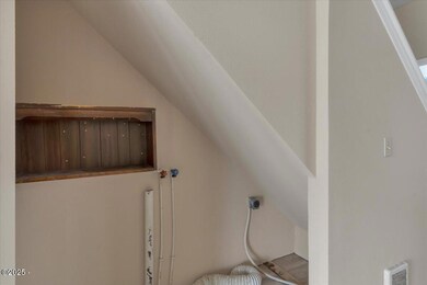 801 NW Coast St unit 2, Newport, OR 97365 - photo 6
