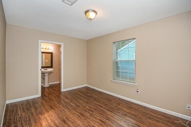 3922 Tolnay St, Houston, TX 77021 - photo 6