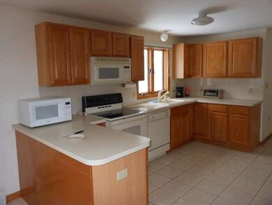 1 Brianne Place, Bridgewater, MA 02324 - photo 4