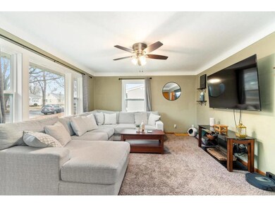 720 Newton St, Baldwin, WI 54002 - photo 4