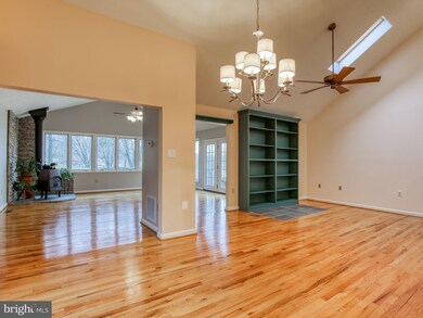 189 Memory Ln, Winchester, VA 22603 - photo 7