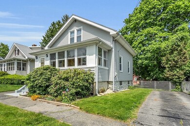 36 Rowena St, Worcester, MA 01606 - photo 3