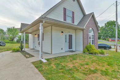 363 Preservation Cir, Johnson City, TN 37601 - photo 2