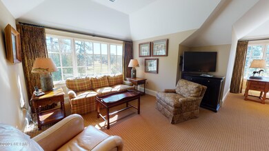 Suite K-Sitting Area