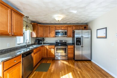 9 Kimberly Ann Dr, Greenville, RI 02828 - photo 4