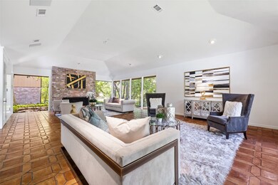 7 Memorial Point Ln, Houston, TX 77024 - photo 4