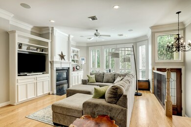 1822 Vermont St, Houston, TX 77006 - photo 2