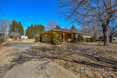 194 Bynum Rd, Lincolnton, NC 28092 - photo 2