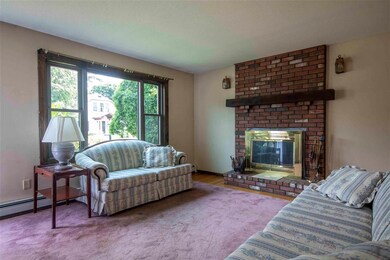 55 S Mammoth Rd, Manchester, NH 03109 - photo 5