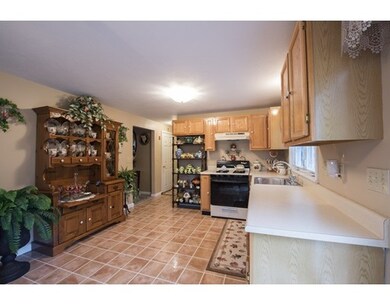 617 Cohannet St unit 617, Taunton, MA 02780 - photo 7