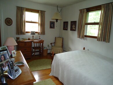 96 Nuangola Rd, Mountain Top, PA 18707 - photo 5