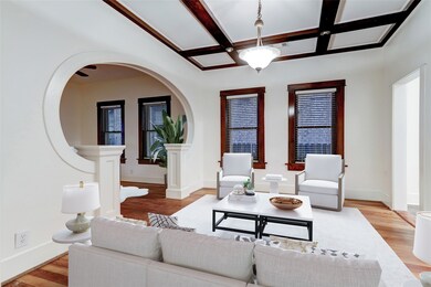 936 Columbia St, Houston, TX 77008 - photo 3