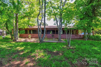 1419 Melrose Dr, Shelby, NC 28152 - photo 2