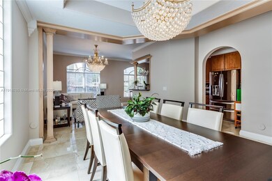 3206 NE 212th St, Miami, FL 33180 - photo 5