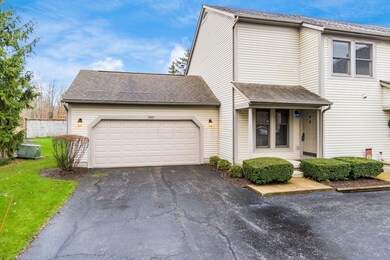 End-Unit Condo with Gahanna Schools