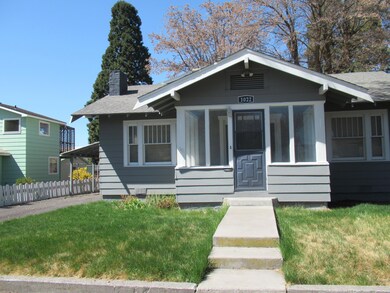 1022 Owens St, Klamath Falls, OR 97601 - photo 2