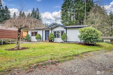 190 E Barnsby Place, Shelton, WA 98584 - photo 2