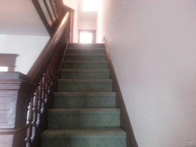 236 S Franklin St, Allentown, PA 18102 - photo 5