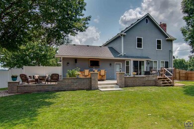 501 Griswold St, Rossville, KS 66533 - photo 7