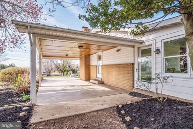 912 Hallford St, Sykesville, MD 21784 - photo 4