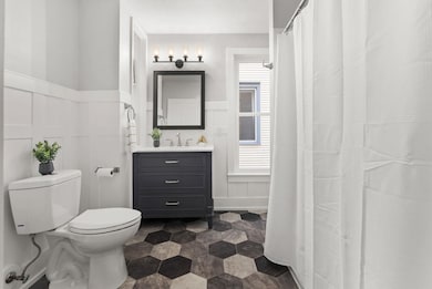 820 Jenifer St, Madison, WI 53703 - photo 7