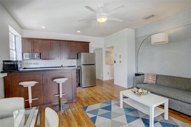 1127 Euclid Ave unit 206, Miami Beach, FL 33139 - photo 4