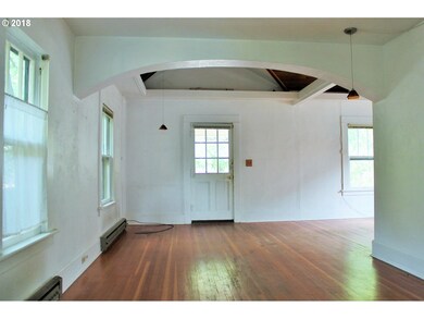 1584 Walnut St, Eugene, OR 97403 - photo 6