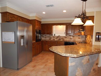 6005 Pleasant Ln, Texarkana, TX 75503 - photo 5