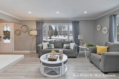 3016 Mccabe LR