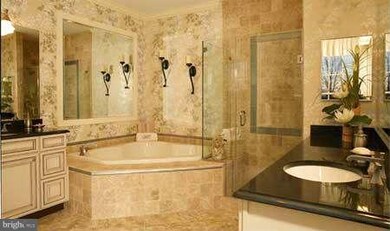 23190 Evergreen Ridge Dr, Ashburn, VA 20148 - photo 4